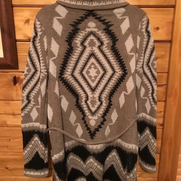 Aztec Cardigan - Picture 3 of 3